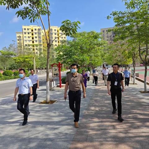 情系食品安全，关爱学生健康——县调研组到藤州中学开展学校学生食堂经营管理工作专题调研