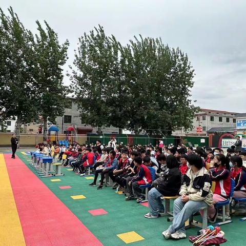 “悦”读向未来——贾庄小学读书比赛