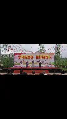 学习新思想 做好接班人 ——石莲镇完小开展庆祝“六一”儿童节表演活动