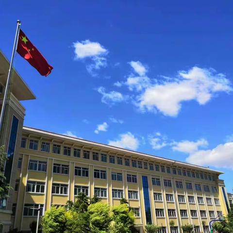 校庆征文选登【张馨月】我和六中