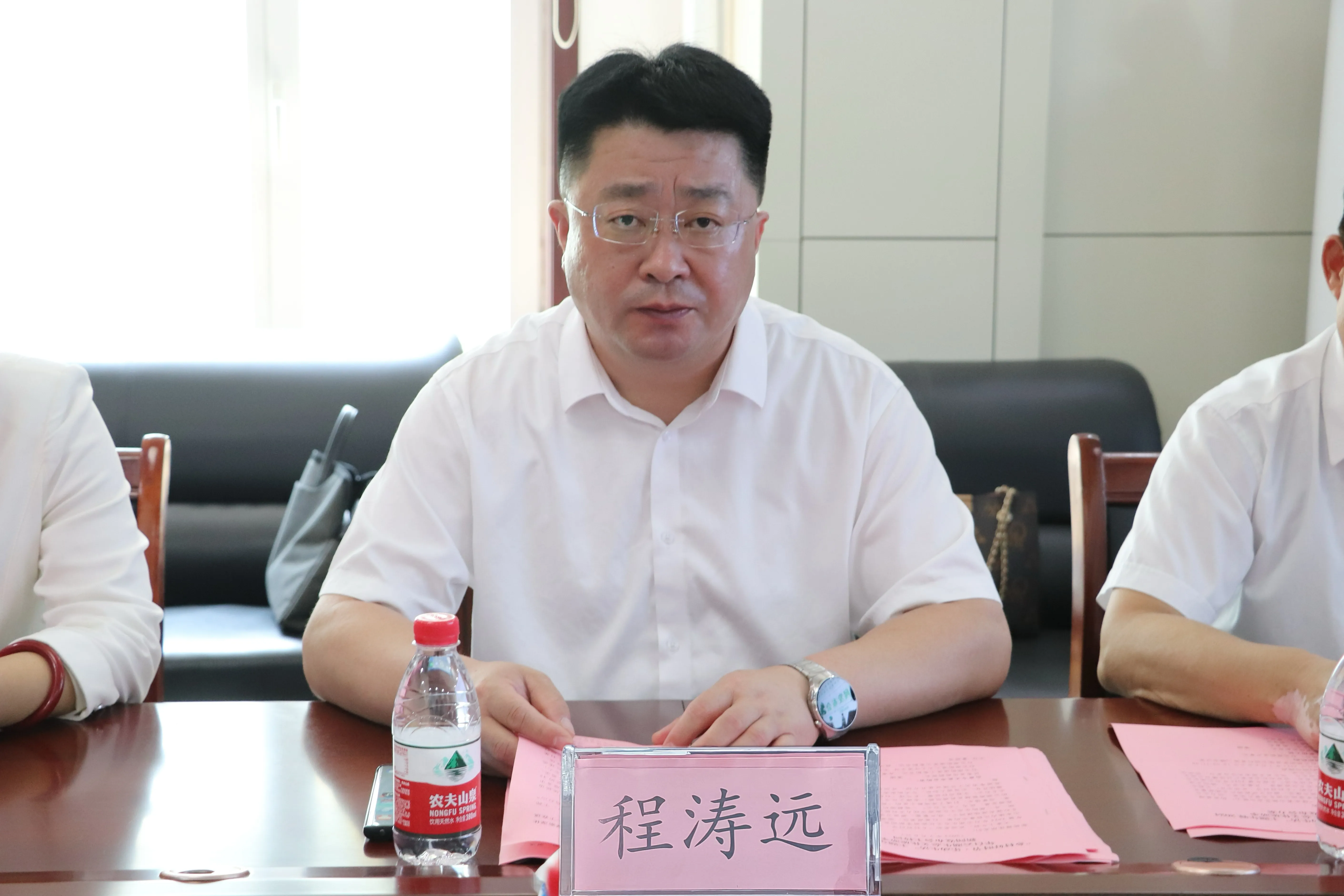 简篇-白云湖街道举行“乡村好时节·乐动生活”主题年暨2024年白云湖生态文化旅游季新闻发布会