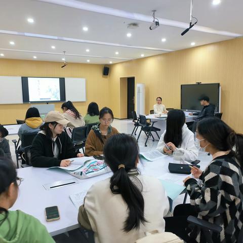 海南师范大学教师教育学院学科历史教育见习总结大会