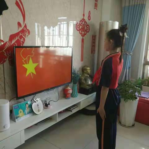 喜迎二十大   争做新时代好队员——和田市第三中学开展线上主题队日活动
