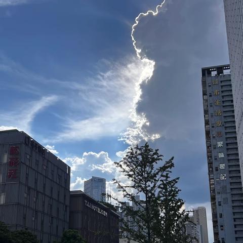 长沙！不止有小龙虾，还有陪我疯玩的她