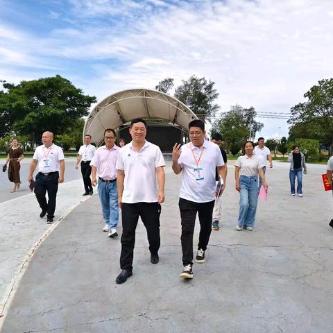 情暖教师节！县委常委朱凌静一行莅临杨柑中学慰问鼓劲