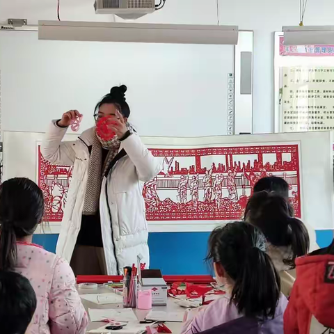 复兴少年宫剪纸社团——三乡镇东村小学