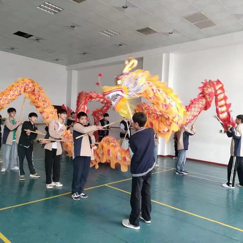 一专多能    全面发展——邳州中专学生社团活动精彩纷呈