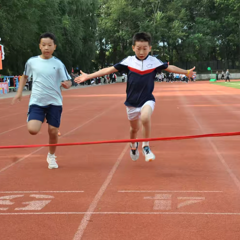 巴达尔胡中心学校 ‍2025年校园那达慕暨体育节 ﻿活动纪实