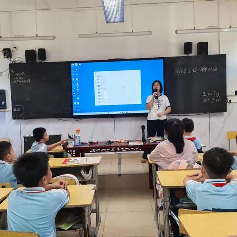 海口市美兰实验小学五年级“防蚊灭蚊，健康校园”主题班会照片收集