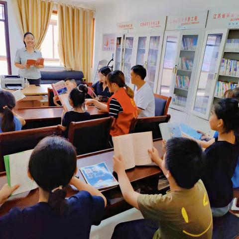 樊湾社区开展“书香润童心，阅读赋能助振兴”