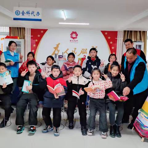 书香暖童心，钩织暖樊湾 ——樊湾社区“冬日暖阳”关爱行动温情启幕