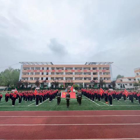 陇县东风镇中心小学2025年秋季开学通知