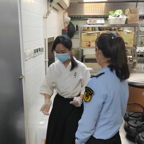 【落实主体责任 保障食品安全】 执法大队开展生食水产食品安全专项检查工作