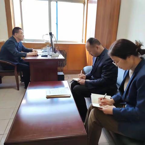 蓝田县管理部党支部传达学习中心2024年度党风廉政建设和反腐败工作会议精神