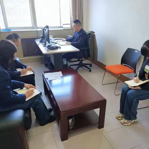 蓝田县管理部党支部传达学习中心2025年党风廉政建设和反腐败工作会议精神