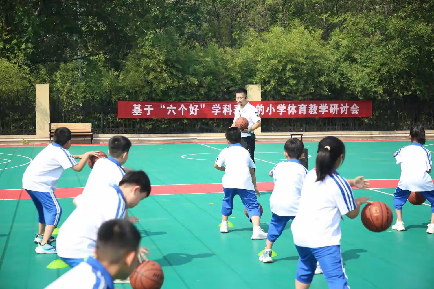 简篇-落实核心素养,强化学科建设——基于“六个好”学科表达的小学体育教学研讨会