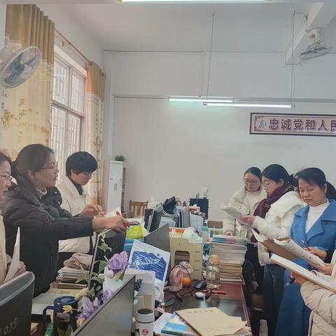 “人间三月芳菲始 教研之花已盛开”——容县容州镇中心学校2024年春季期教学研讨活动