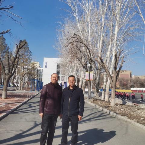 一起走进春天的校园