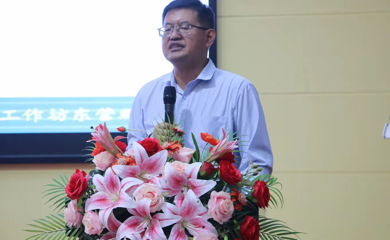 简篇-【临沂】研精致思,笃行致远
---临沂市特级教师工作坊成员积极参与山东省初中数学特级教师工作坊大单元教学研讨活动(菏泽站)