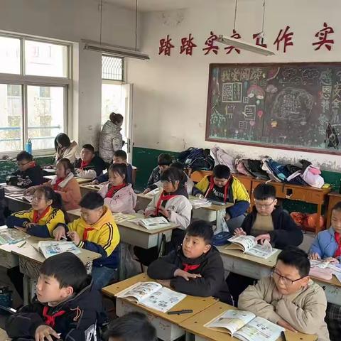 界河镇丁庄小学“人人一堂公开课活动”持续开展