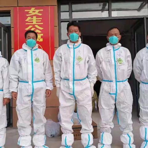 “疫”不容辞     志愿前行——兰陵县第十二中学疫情防控志愿者抗疫在行动