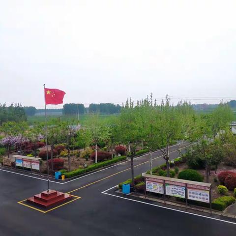 水磨庄小学举行拔河比赛活动