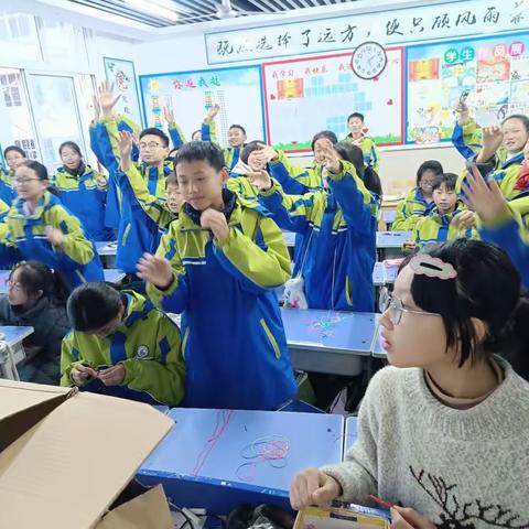 【浉河中学七二十一班】手工针织社团活动风采记录—2023年11月30日