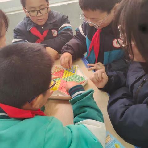 开设跳棋社团，丰富小学生课余生活