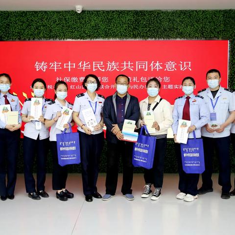 民族团结进步月 融情交流共成长