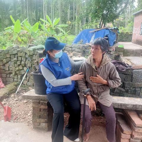 关心关爱残疾人，居家服务暖人心