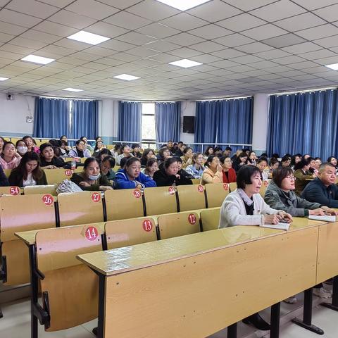 联盟联动 共享共进——尉犁县第二中学集团校期中质量分析会