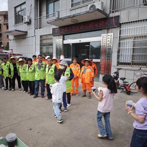 童声颂劳动 清凉献环卫