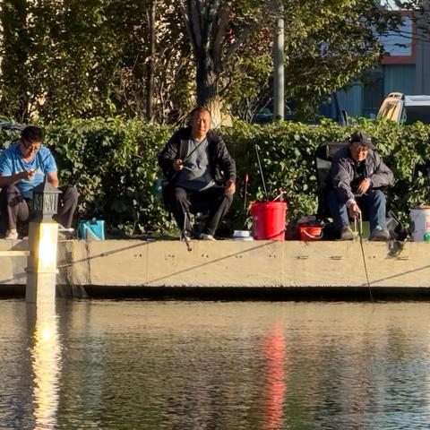 一诗一画（193）- 垂钓