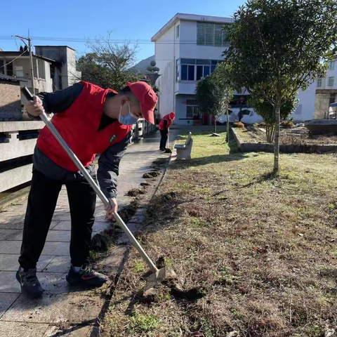 垃圾分类携手行 干干净净过大年——县发改局持续开展垃圾分类宣传活动