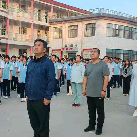 升国旗仪式之十六——春晖暖日 寸草丹心