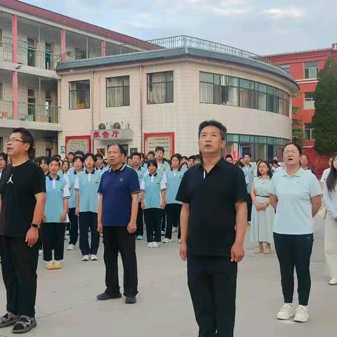 升国旗仪式之十七——坚定信念 勇往直前