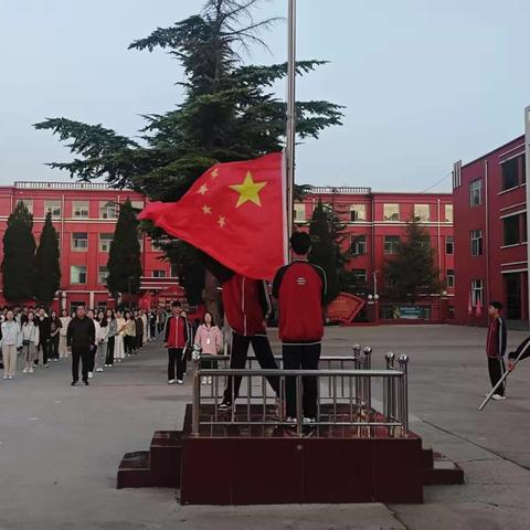 升国旗仪式之三﻿ 担青春使命 做时代新人