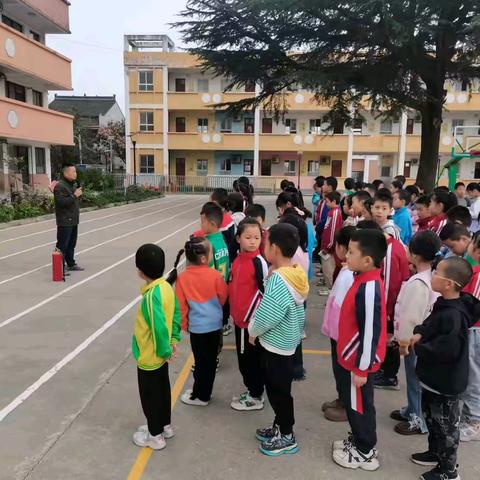 广济镇协里小学 消防安全演练教育活动