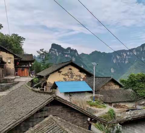 故土情深：我与湘西神秘古苗寨— —花垣县双龙镇张刀村今生情缘