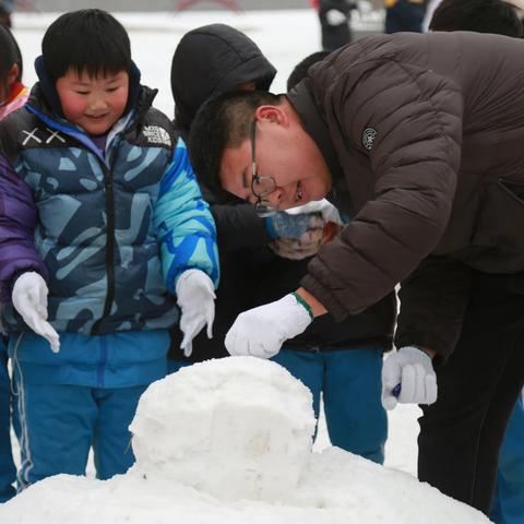 “智·慧少年 乐享冰雪”——高岭学校开展冰雪嘉年华活动