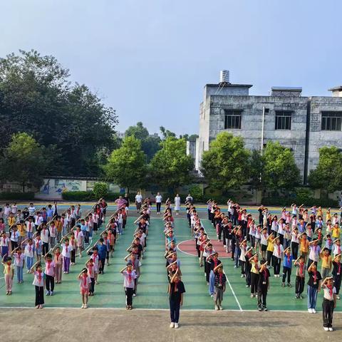 港城街道旺岭小学庆国庆主题活动