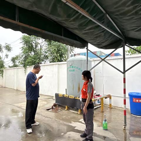 西安市地下水保护监测中心 开展临潼区加油站巡查工作