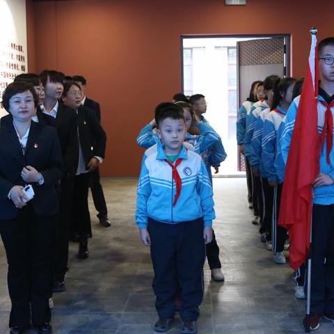 感悟国学魅力    厚植爱国情怀 -----阿克苏市天杭实验学校开展主题党日活动