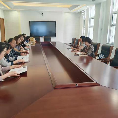 内蒙古师范大学附属第二中学初高中教研组长中期会议