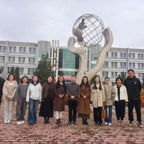 异构求新知，分享促交融——师大附二中与土左学校联合教研活动