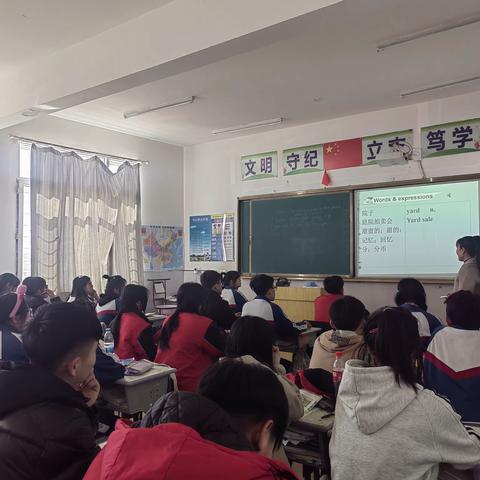 魅力英语有趣味，活力课堂展风采——临江镇东风中学英语组教研活动