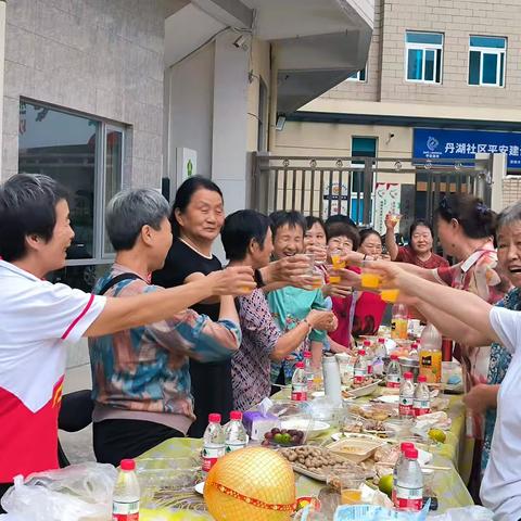 “九九重阳.美食共享” 长者茶话会