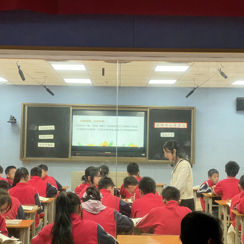 在阅读中学会阅读，走向有思考的阅读——柳州市航二路小学语文组业务学习