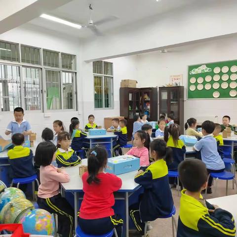 科学实验趣味浓  课后服务有创新------记金庭学校一年级2209班科普小实验