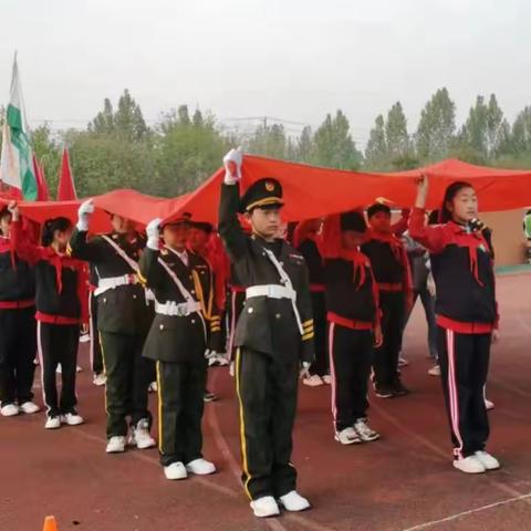 运动健康，快乐成长—— 瑞昌路小学五年级运动会记录